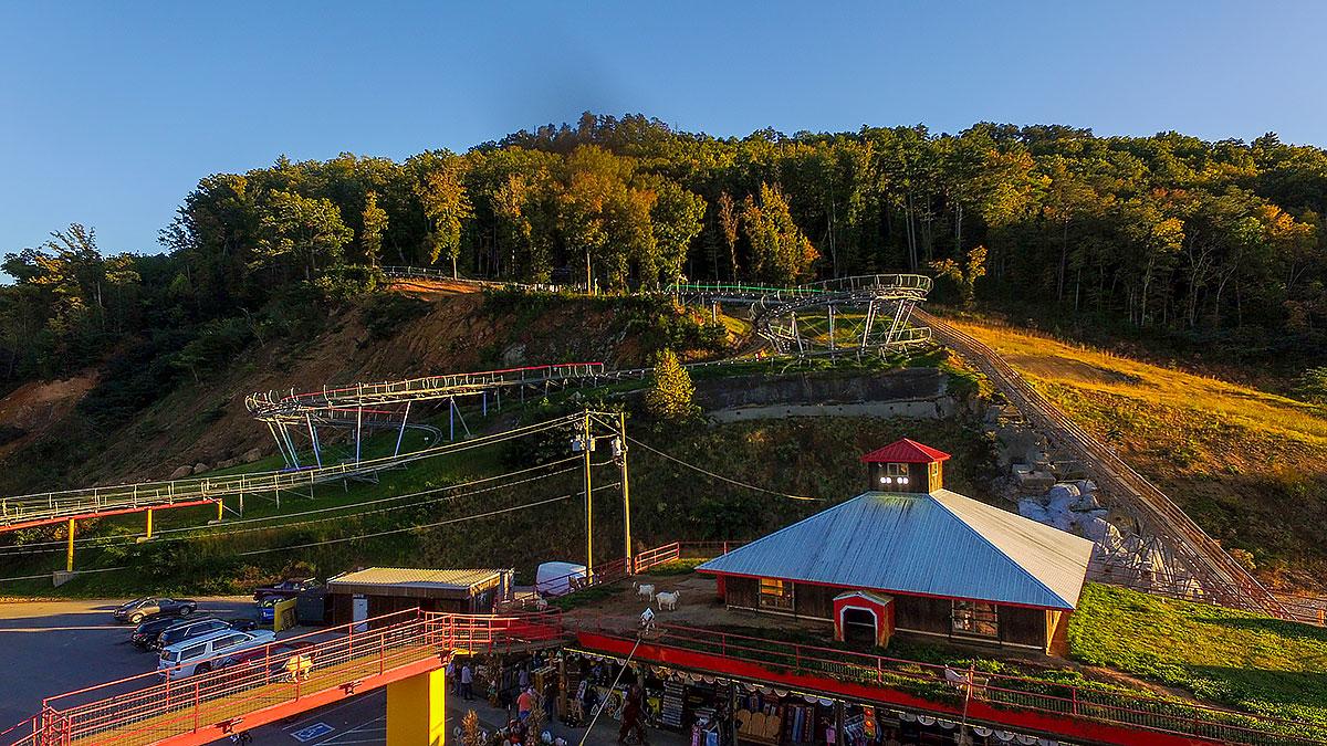 Fall foliage at Goats on the Roof in Wears Valley Tennessee with colorful Smoky Mountain views